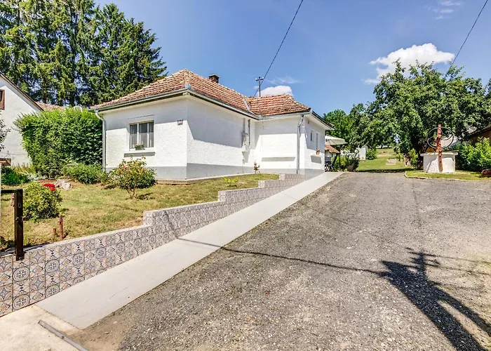 Margit Haz Tatil Evi Nemesbükk
